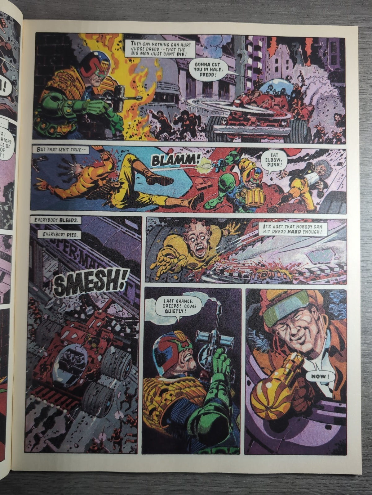 2000AD Prog 836 Featuring Judge Dredd Comic 22nd May 1993 Vintage Retro Comic