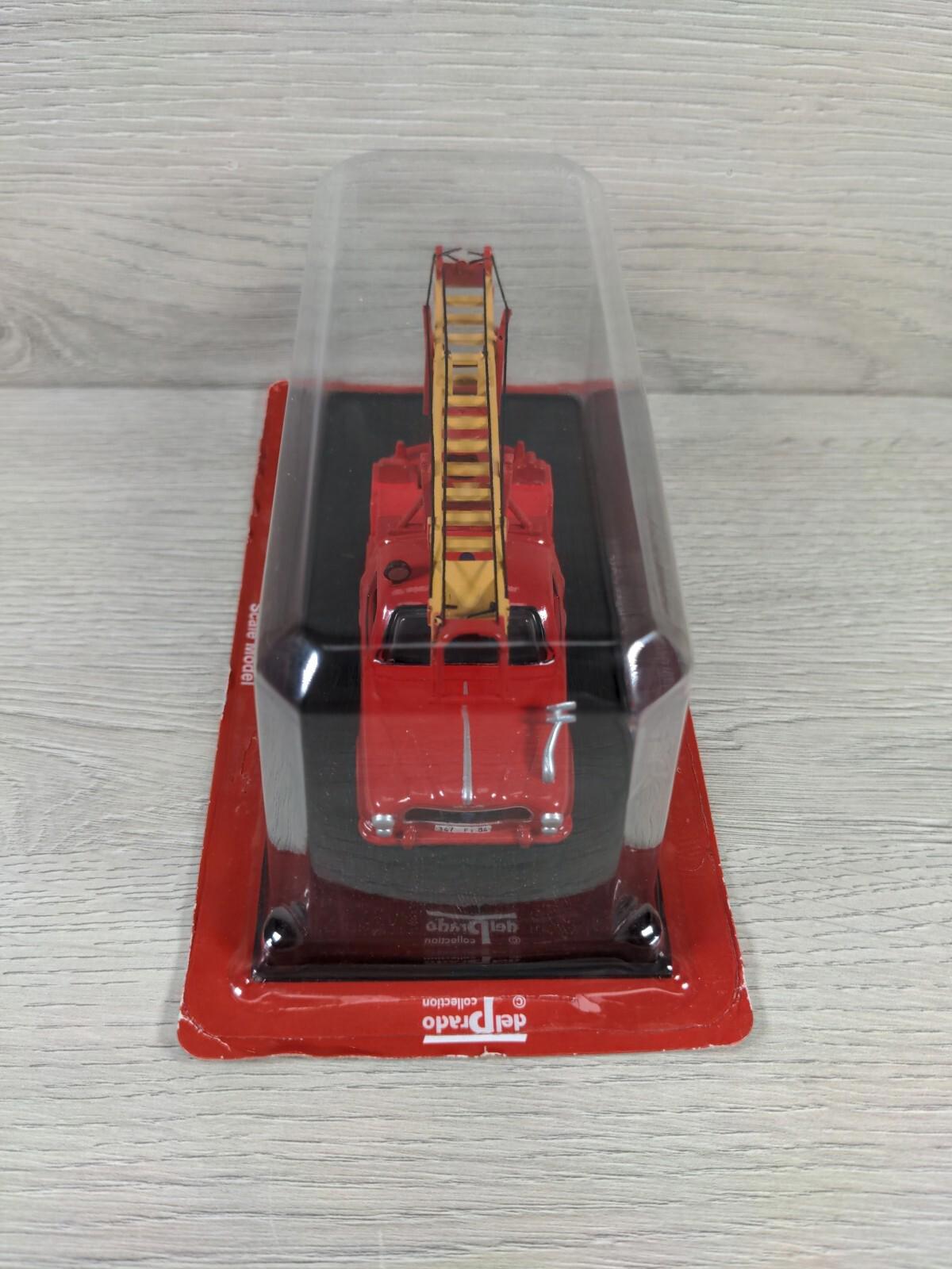 Del Prado Fire Engines of the World 1:43 1967 Peugeot 403 Model