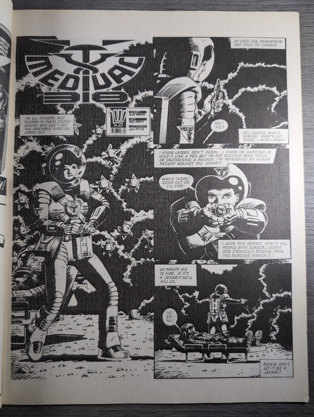 2000AD Prog 620 Featuring Judge Dread Comic 1st April 1989 Vintage Retro Comic