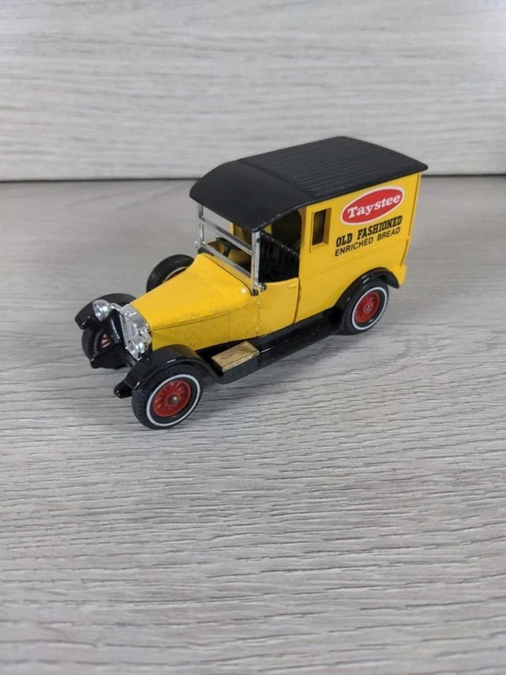 Matchbox Models of Yesteryear Y-5 1927 Talbot Yellow Diecast Van 1:43 Scale - Retrorama UK