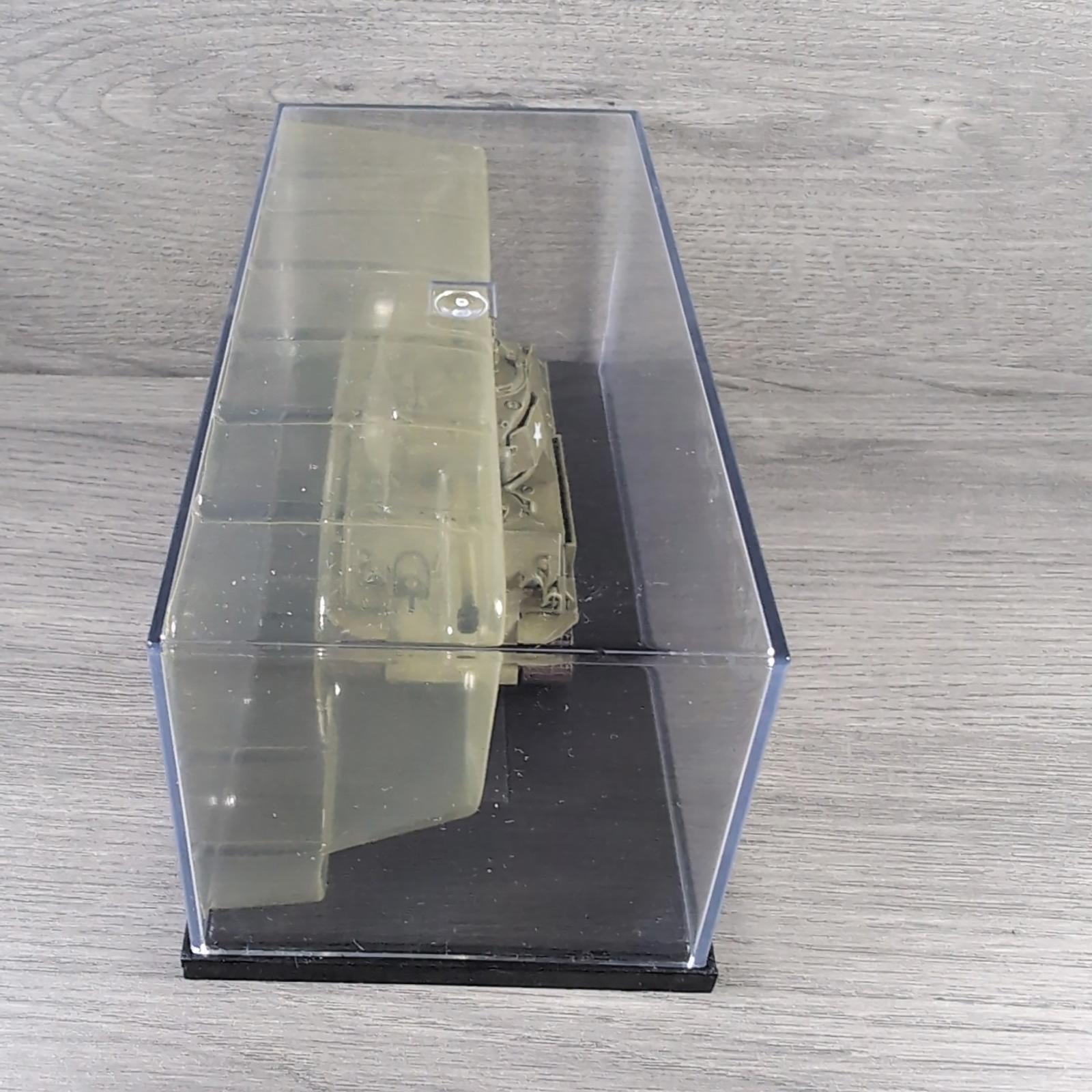 Dragon Armor M4A3E8(76)W HVSS 37th Tank Battalion Germany 1945 1:72 Scale Model