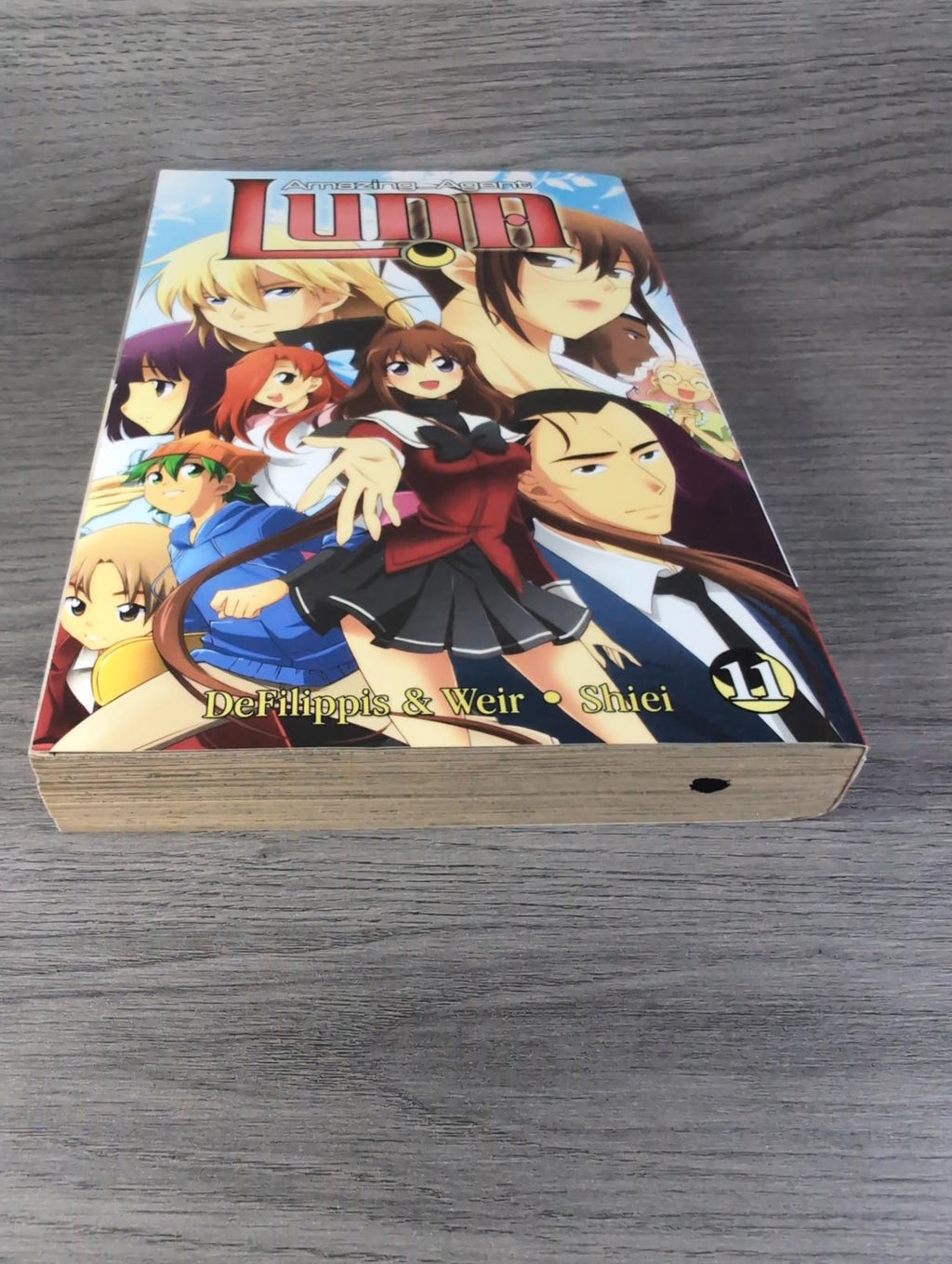 Amazing Agent Luna Vol. 11 by Nunzio DeFilippis  Manga Paperback Book 2015