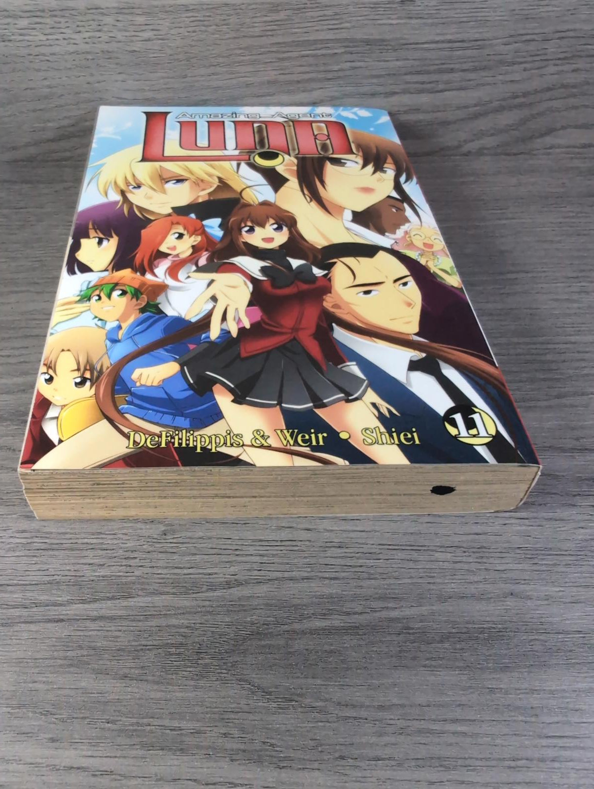 Amazing Agent Luna Vol. 11 by Nunzio DeFilippis  Manga Paperback Book 2015