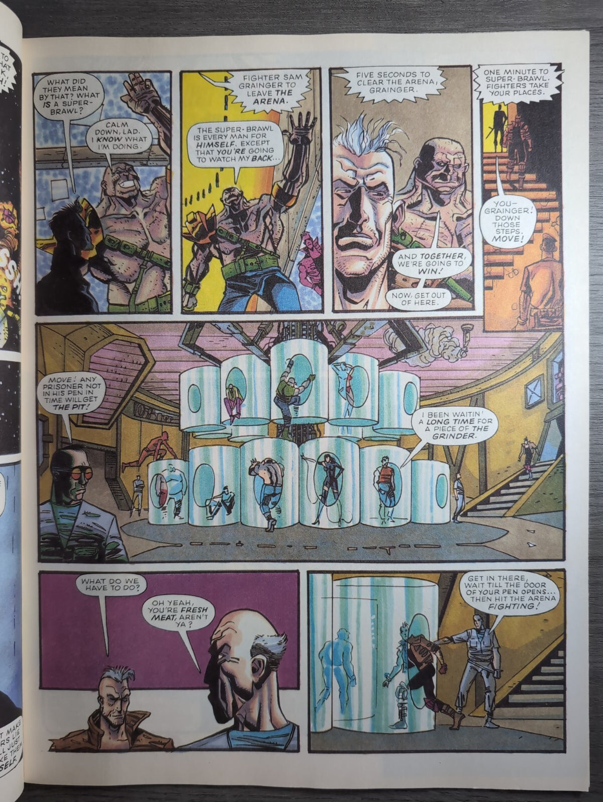 2000AD Prog 860 Featuring Judge Dredd Comic 6th Nov 1993 Vintage Retro Comic