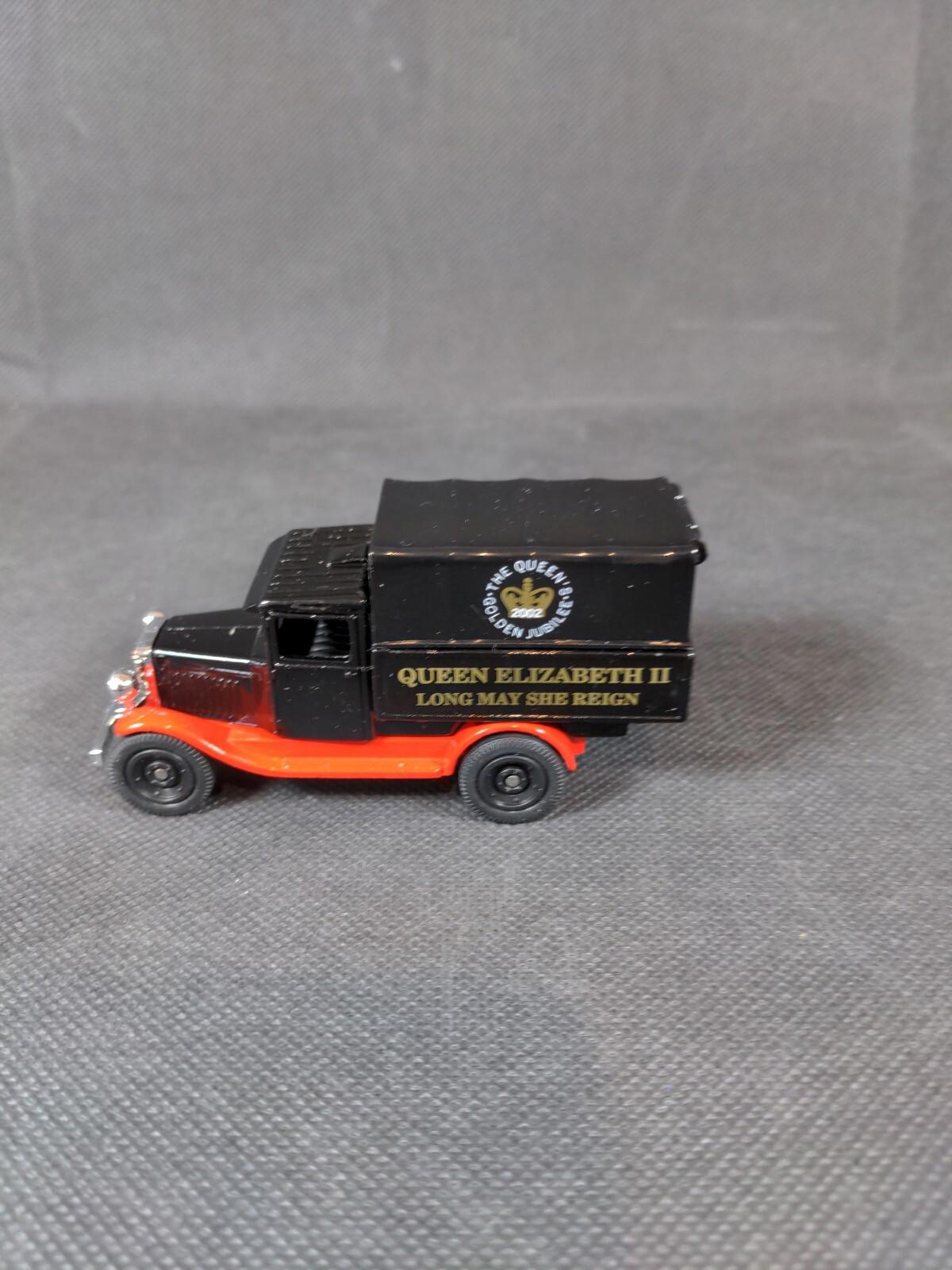 Oxford Diecast - Ltd Edition 1:43 Long May She Reign Queen Elizabeth II C058 - Retrorama UK