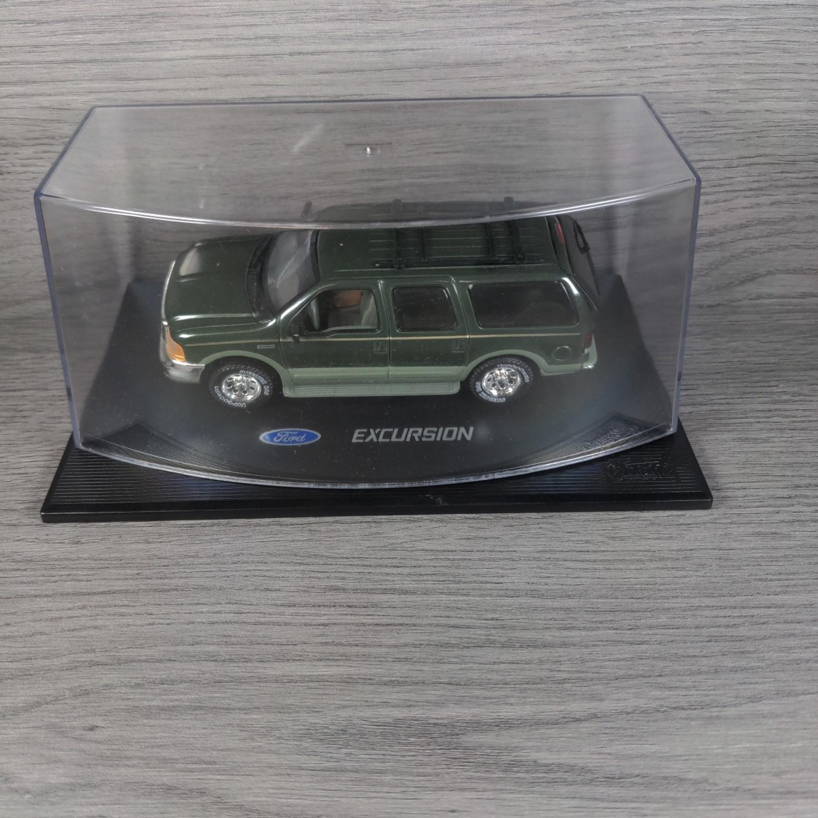 Anson Ford Excursion Green 4x4 1:43 Scale Diecast Model