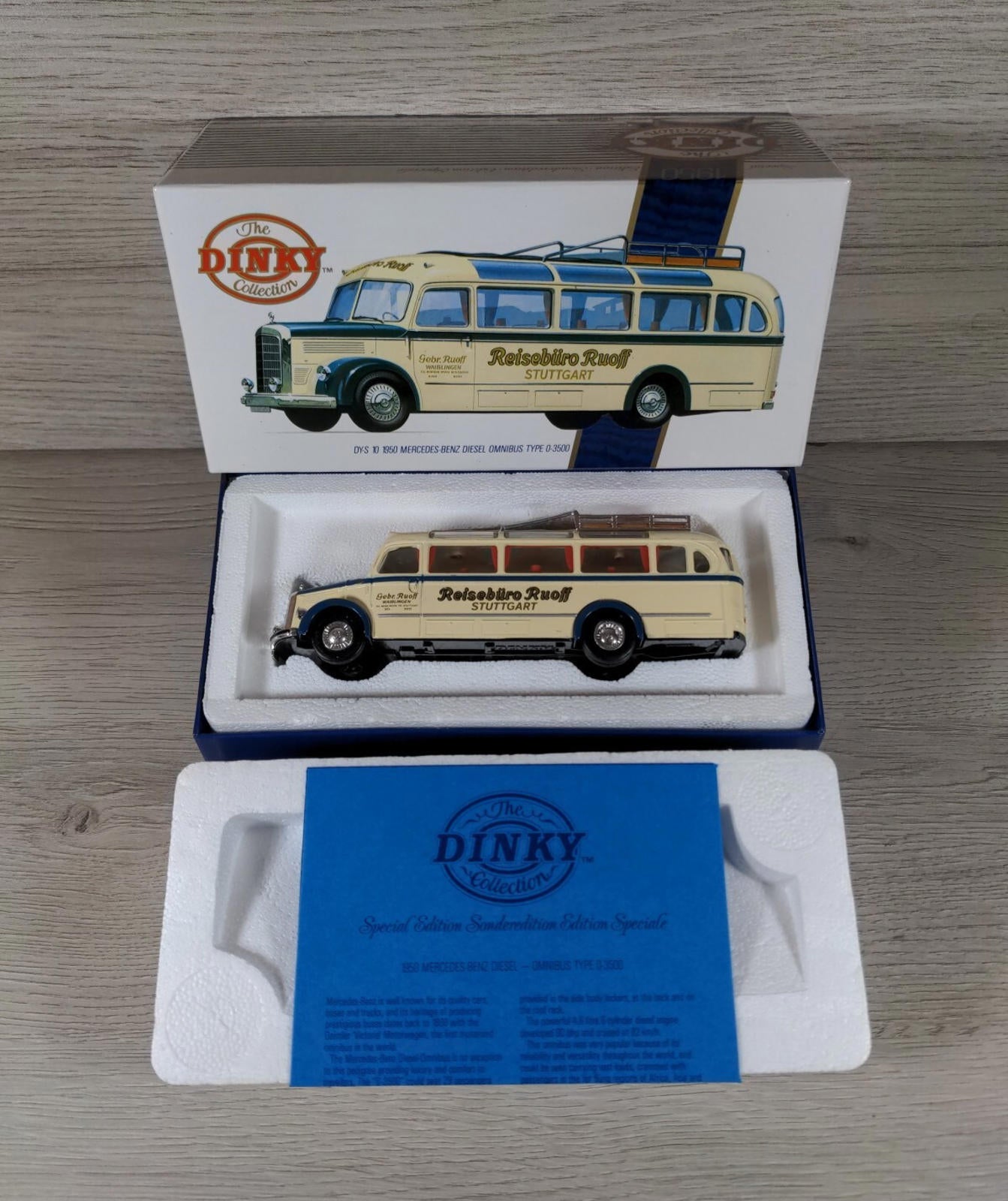 The Dinky Collection DY-S 10 1950 Mercedes-Benz Diecast Omnibus Type 0-3500 - Retrorama UK