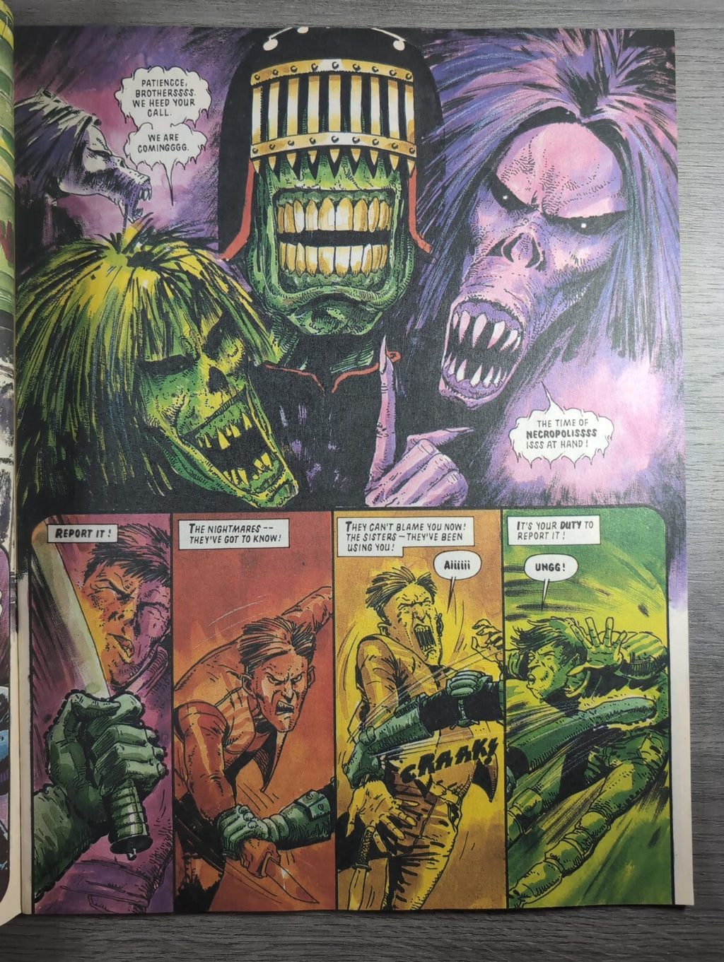 2000AD Prog 680 Featuring Judge Dredd Comic 26th May 1990 Vintage Retro Comic