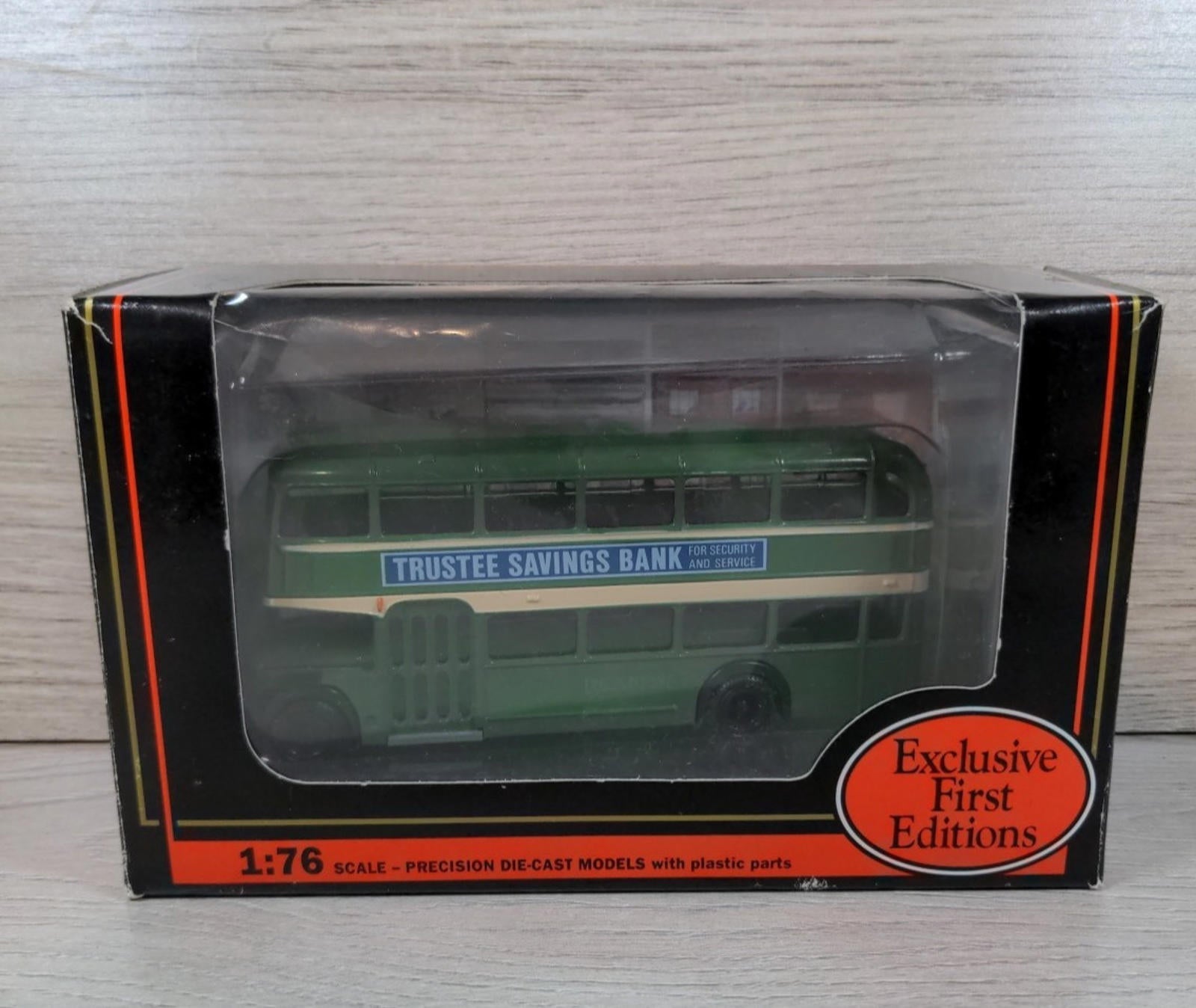 Exclusive First Editions Bristol Lodekka Lincolnshire 14006 1:76 Diecast Model