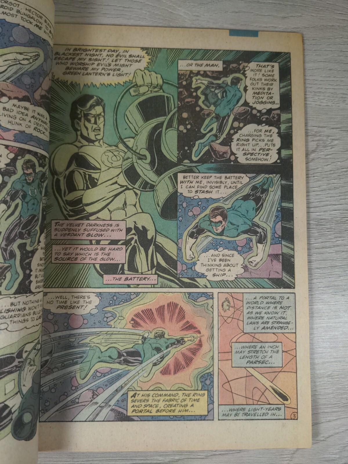 DC Comics Green Lantern #158 November 1982 Vintage Comic - Retrorama UK