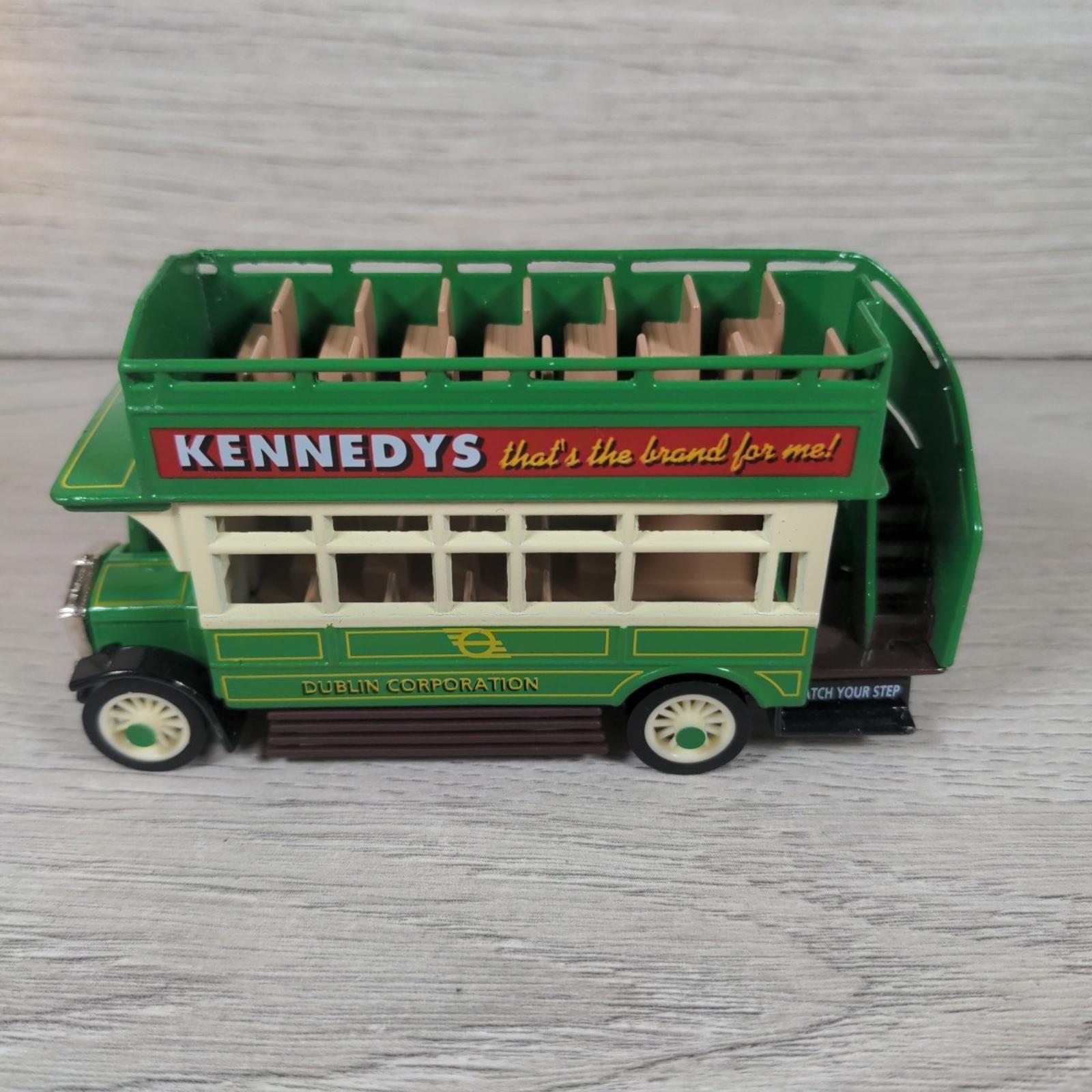 Matchbox Collectables 1922 AEC Omnibus Diecast Model YET05-M 1995 Vintage Bus