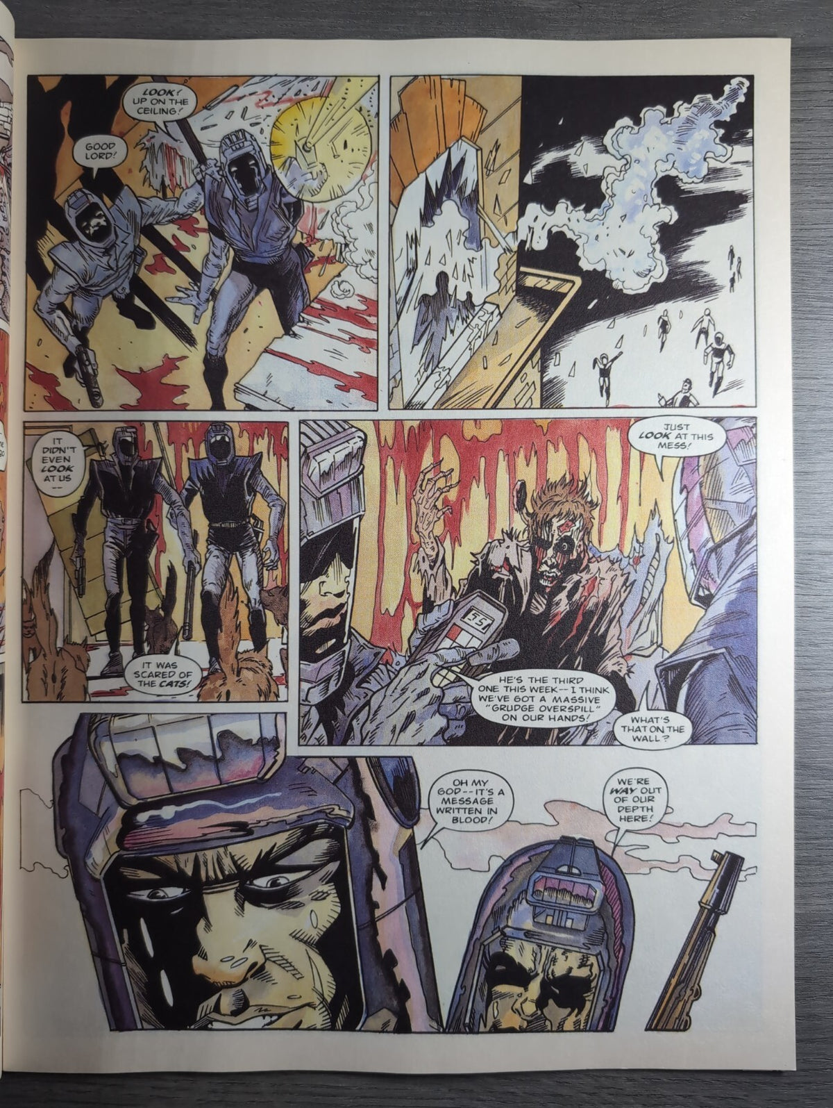 2000AD Prog 878 Featuring Judge Dredd Comic 11th March 1994 Vintage Retro Comic