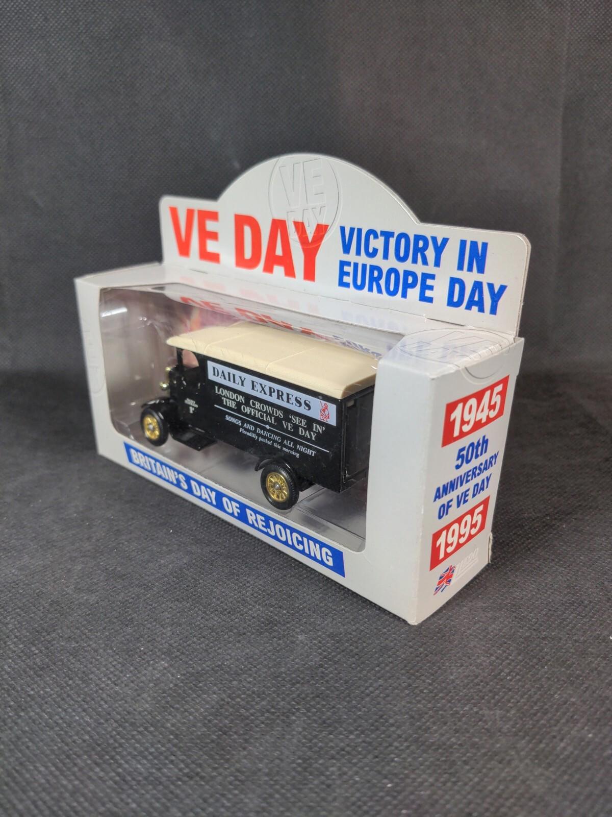 Lledo 1945 50th Anniversary VE DAY 1995 Daily Express Diecast Model Van - Retrorama UK