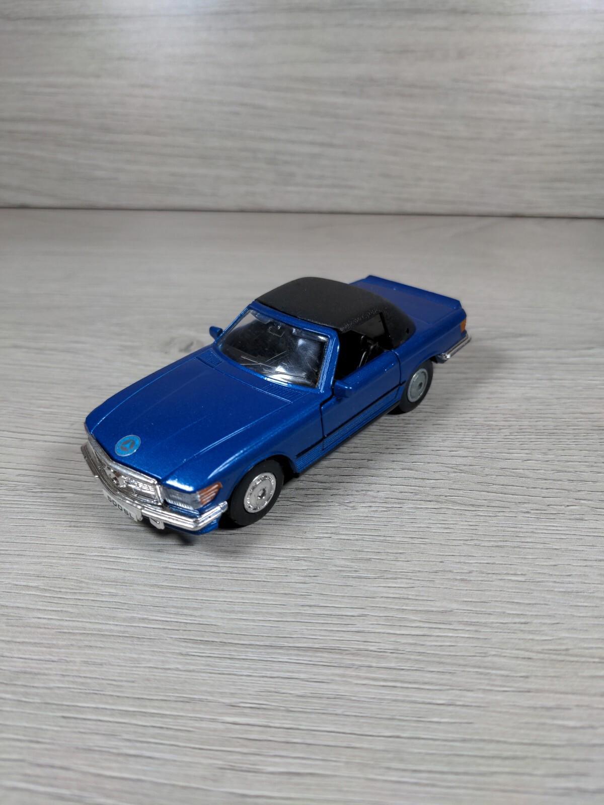 Shell Garage Classic Sports Car Collection Mercedes Benz 500 SL  Diecast Car