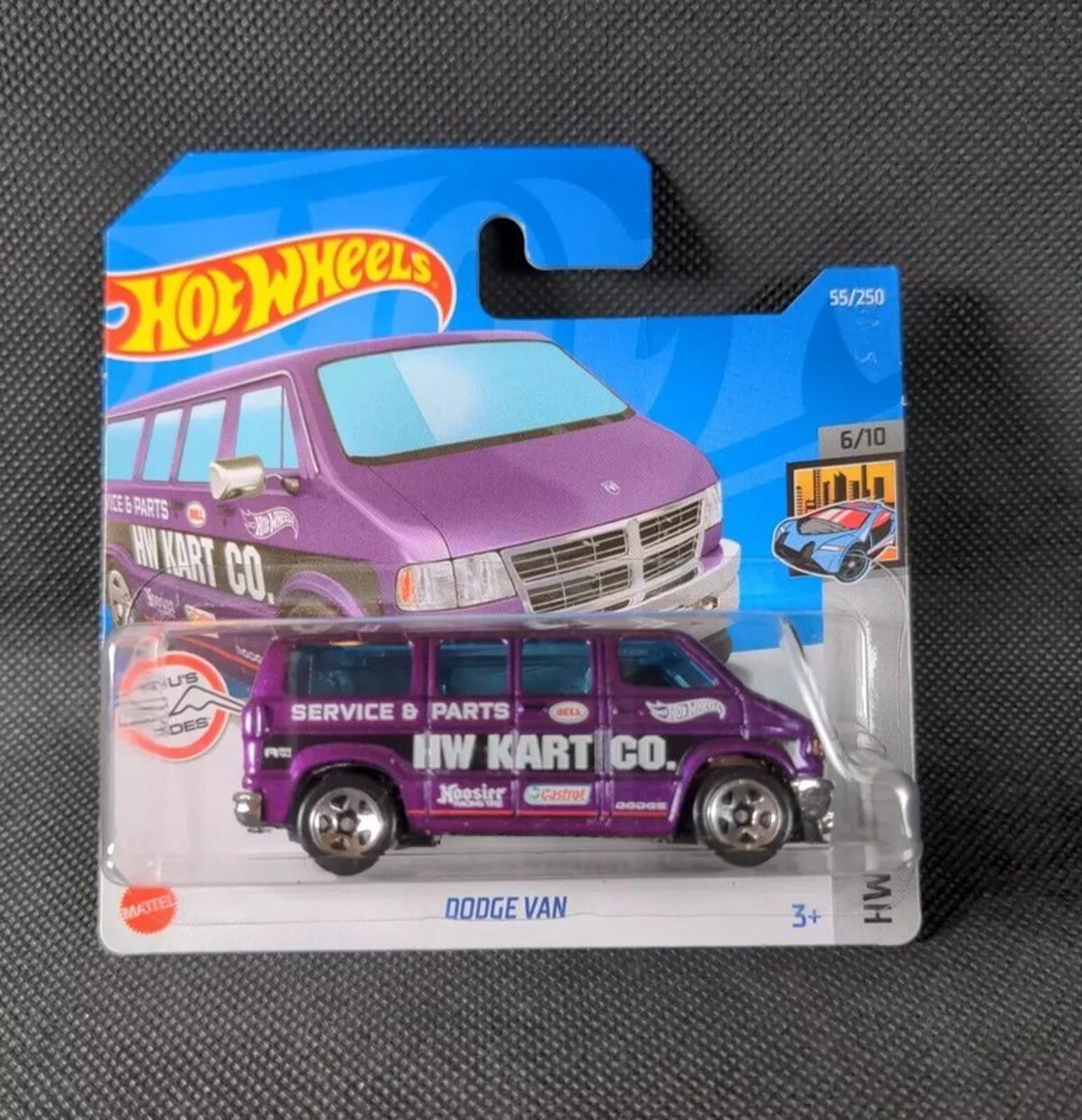 Hot Wheels Doge Van HW Metro 6/10 - 2022 - 55/250 Diecast Model Van