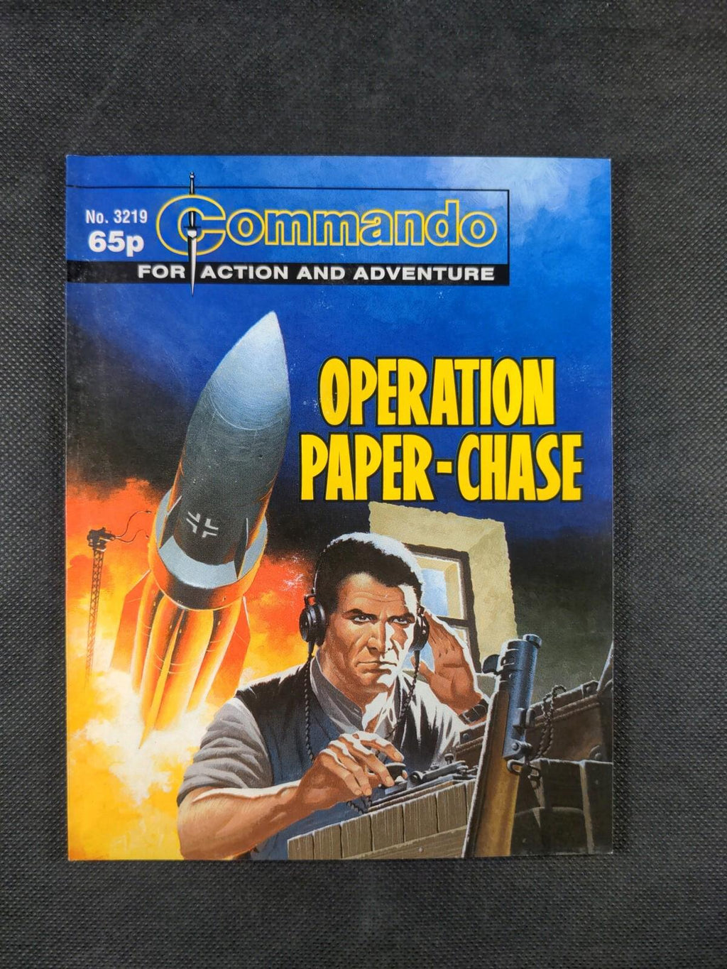 Commando Comic Issue Number 3219 Operation Paper-Chase - Vintage Comic - Retrorama UK