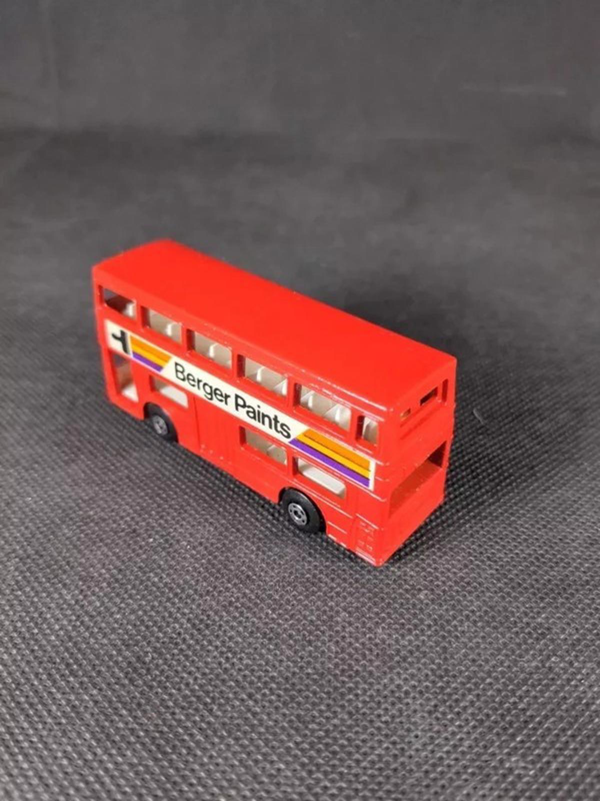 Matchbox Superfast New 17 The Londoner Diecast Bus Berger Paints Vintage 1972
