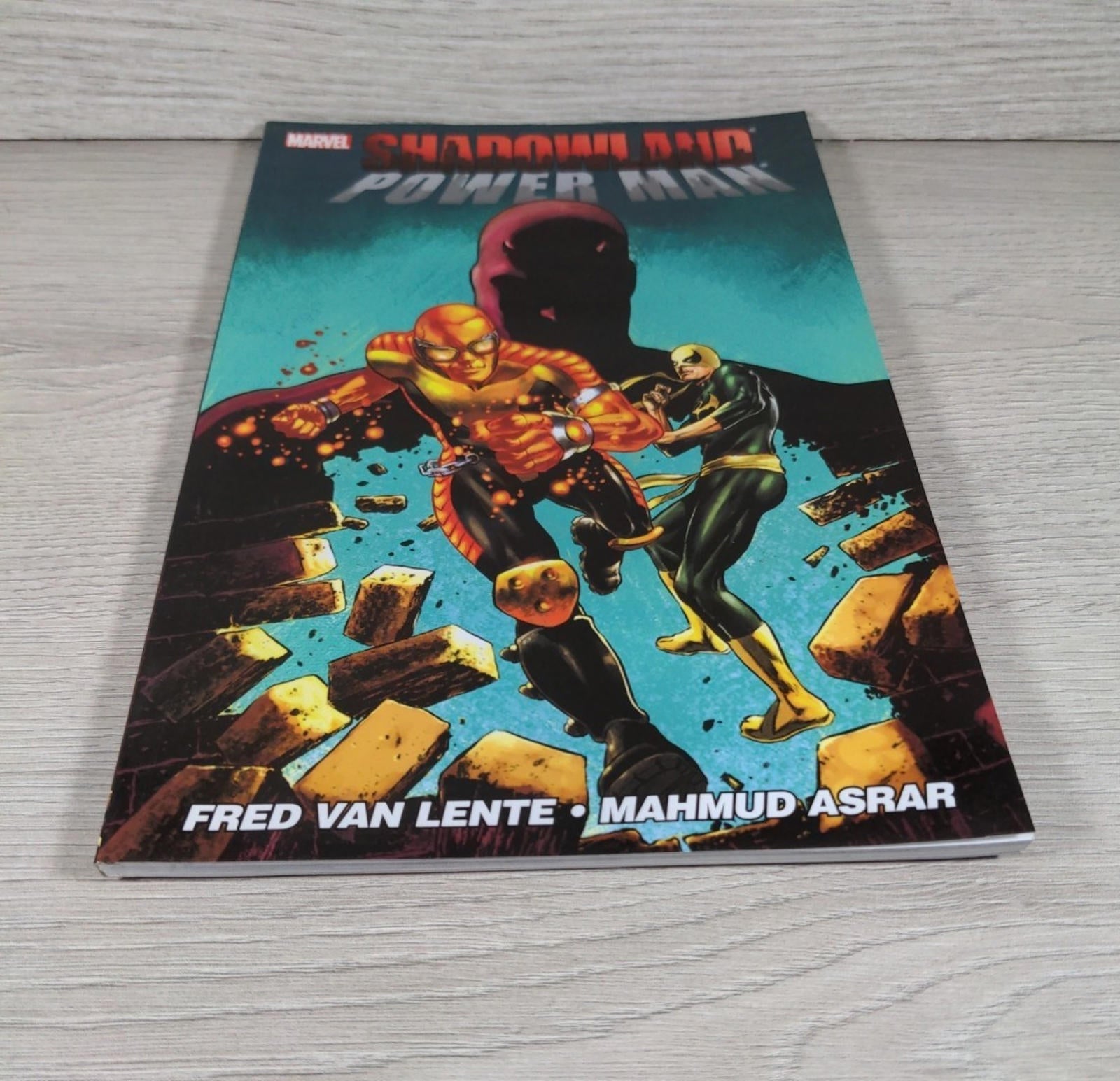 Shadowland: Power Man by Fred Van Lente Marvel Paperback Comic Book 2011
