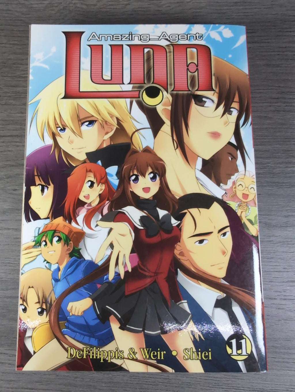 Amazing Agent Luna Vol. 11 by Nunzio DeFilippis  Manga Paperback Book 2015