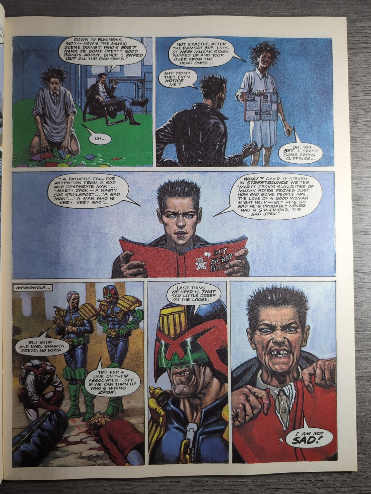 2000AD Prog 837 Featuring Judge Dredd Comic 29th May 1993 Vintage Retro Comic