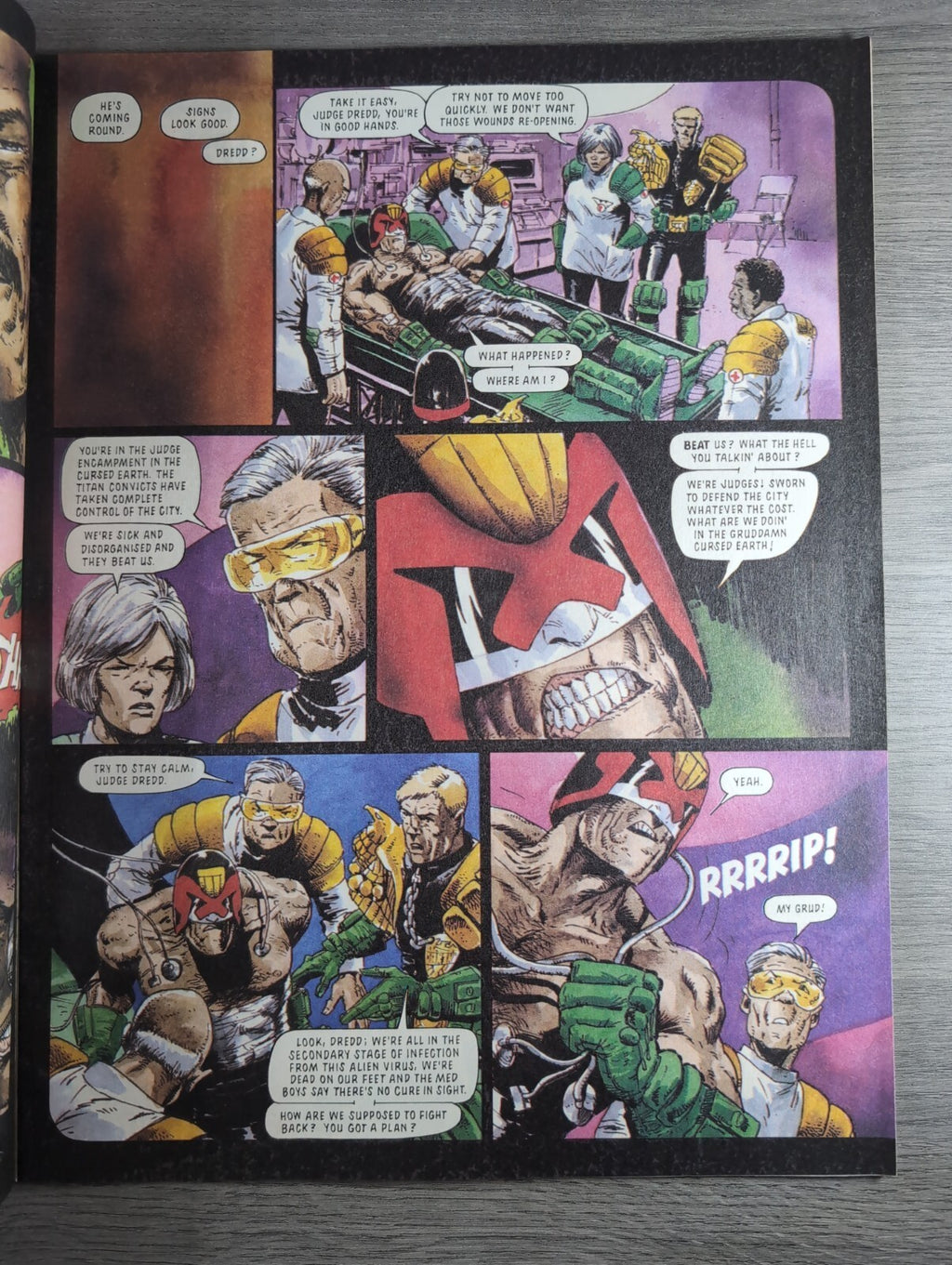 2000AD Prog 849 Featuring Judge Dredd Comic 21st Aug 1993 Vintage Retro Comic