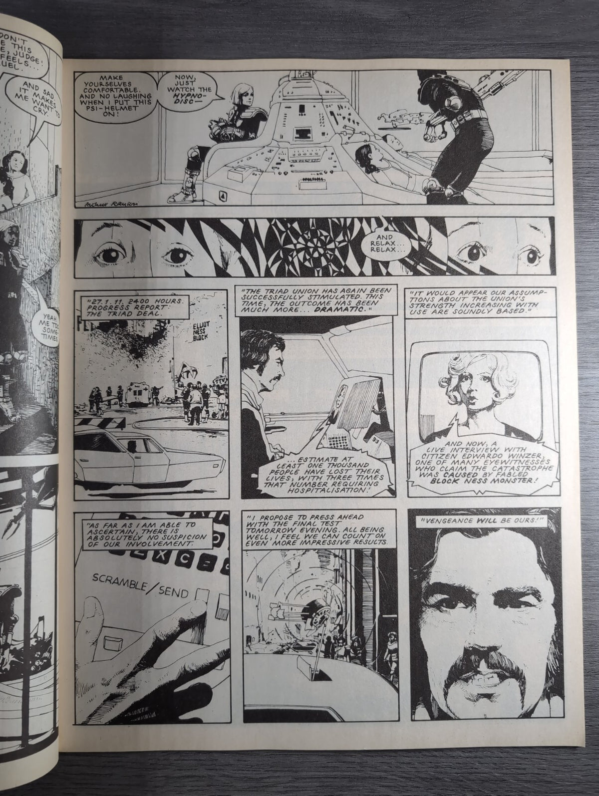2000AD Prog 641 Featuring Judge Dread Comic 26th Aug 1989 Vintage Retro Comic - Retrorama UK