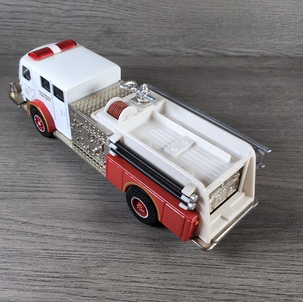 Corgi Classics Baltimore American La France Pumper 51702 Die-Cast Model