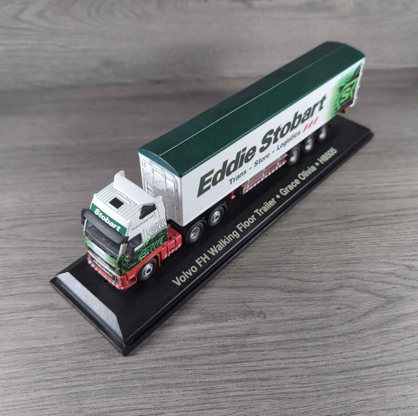Atlas Editions Eddie Stobart Volvo FH Walking Floor Trailer Grace Olivia H8505