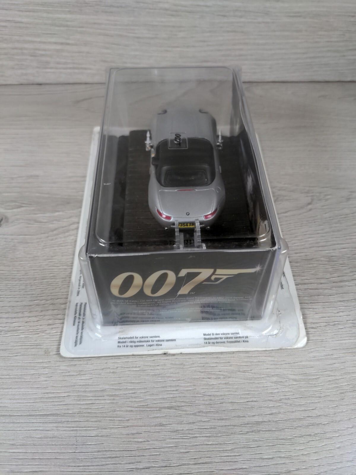 Eaglemoss: James Bond 007 BMW Z8 Diecast Car 1:43 Scale With Magazine #4