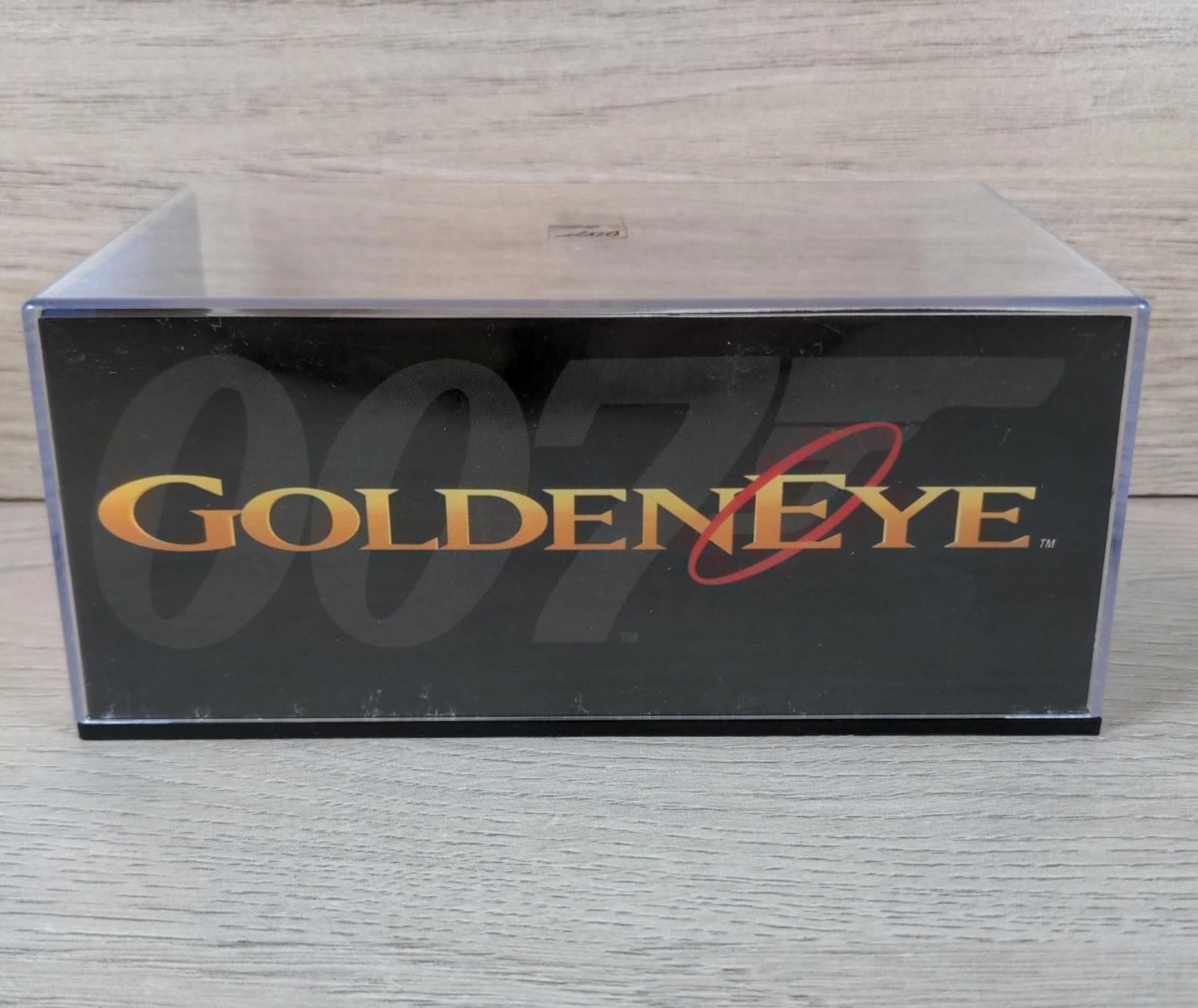 Eaglemoss James Bond 007 Ferrari F355 GTS Goldeneye Diecast Car 1:43 Scale