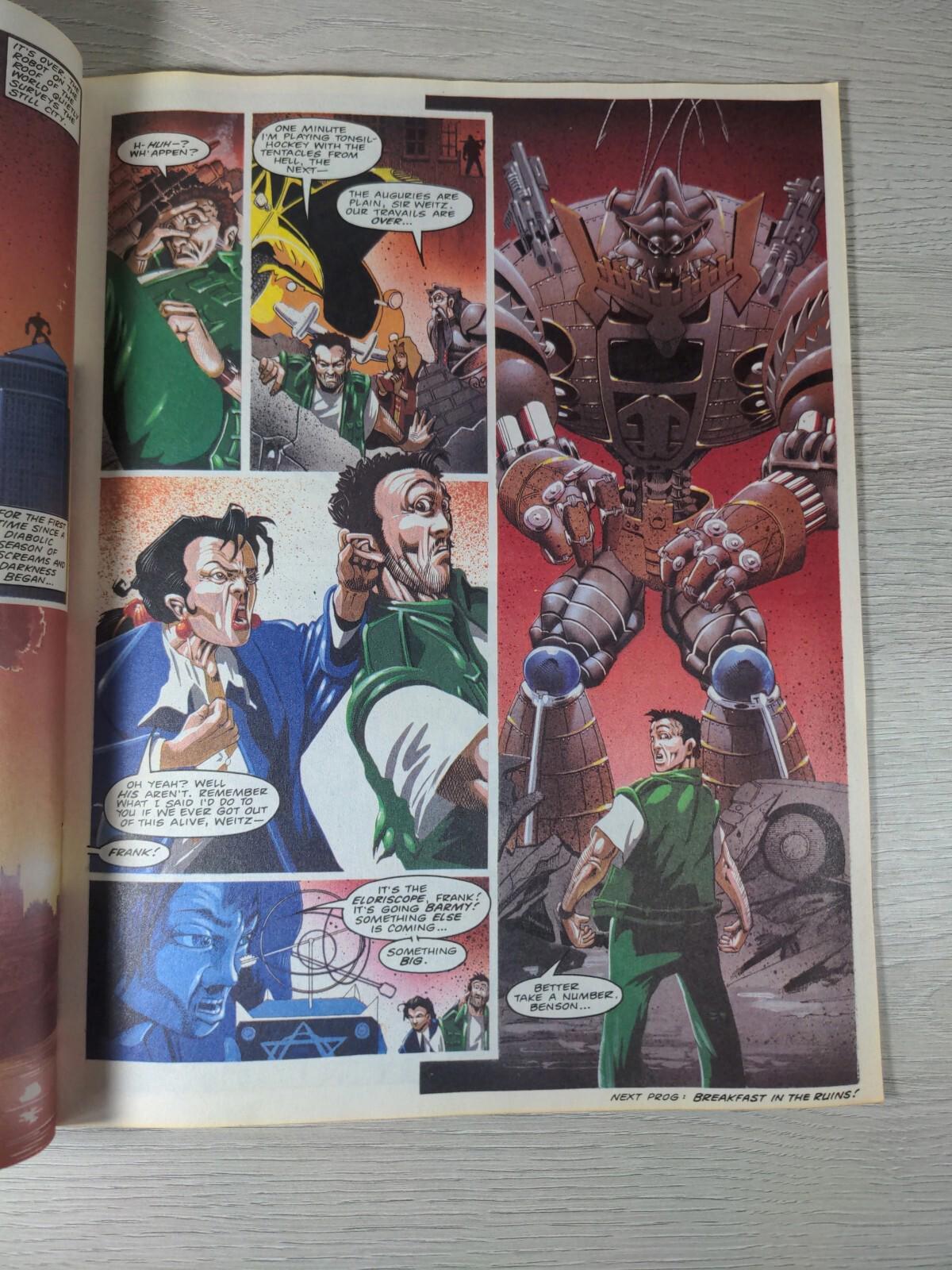 2000AD Featuring Judge Dread Larsens Last Stand Prog#839 June 1993 Vintage Comic - Retrorama UK