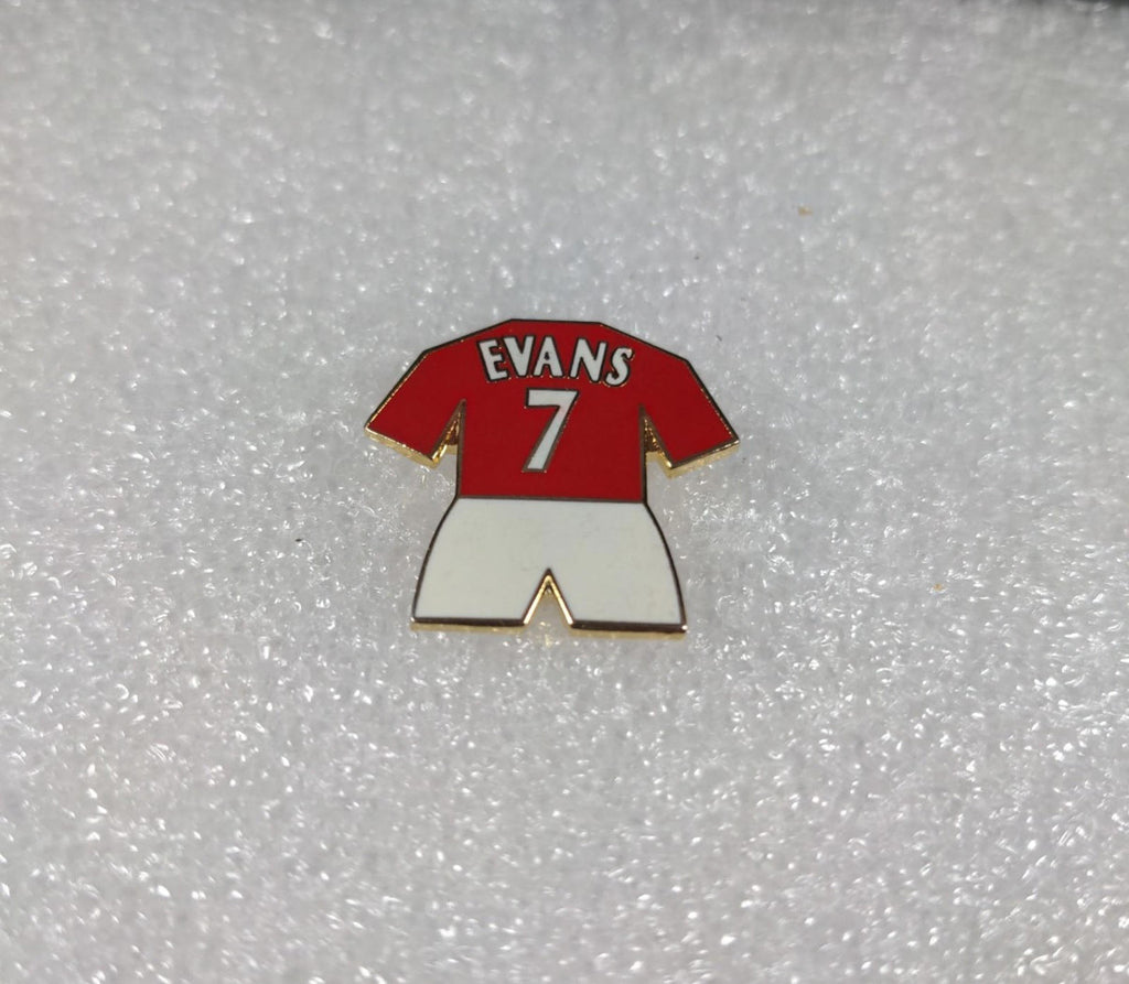 Manchester United Football Club Evans No7 Shirt Enamel Pin Badge - Retrorama UK