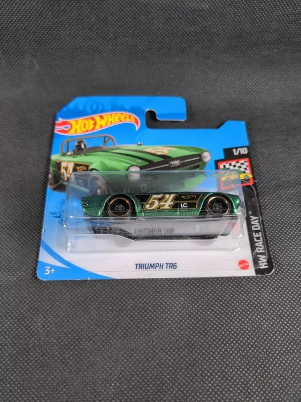 Hot Wheels - Triumph TR6 9/250 HW Race Day 1/10 - 2021 Diecast Model Car