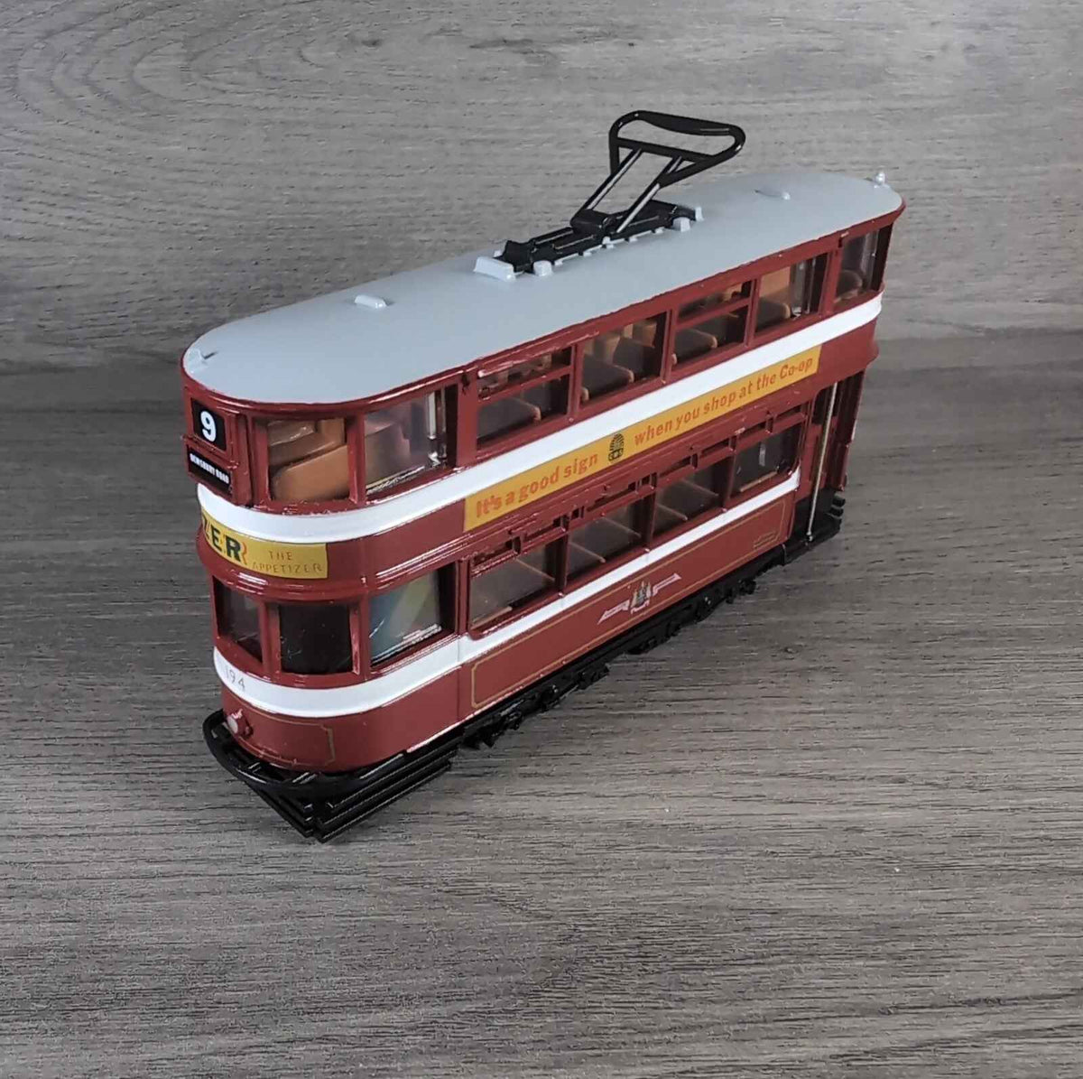 Exclusive First Editions EFE 13402 Leeds Transport C.W.S Tram Die-Cast Model