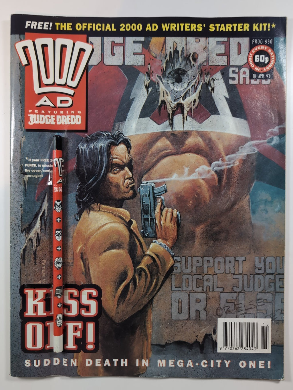 2000AD Prog 830 Featuring Judge Dredd Comic 10 Apr 1993 With Free Gift Attached
