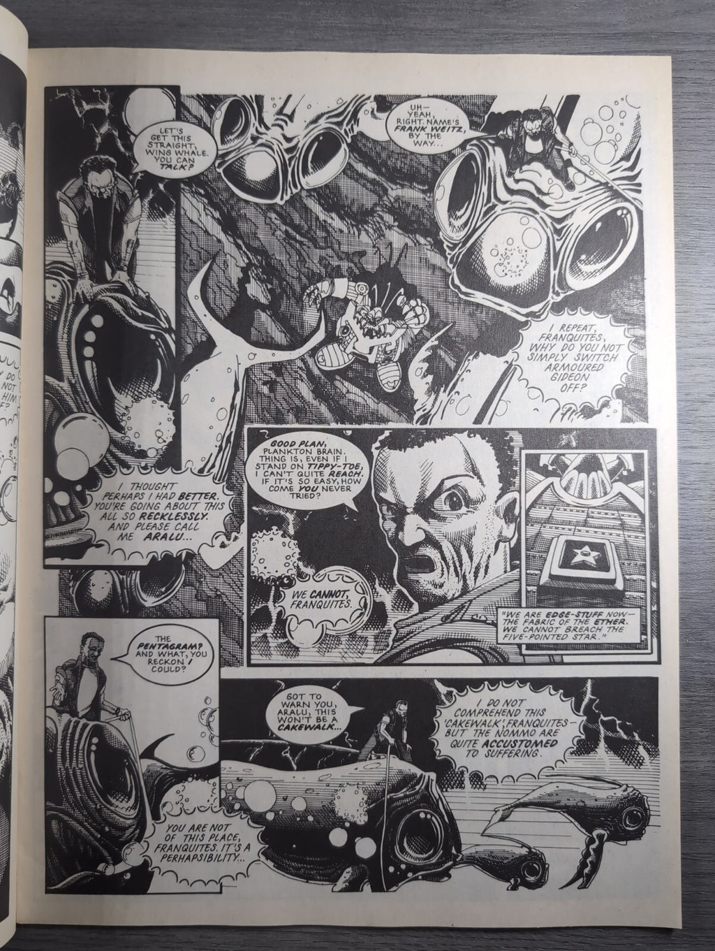 2000AD Prog 680 Featuring Judge Dredd Comic 26th May 1990 Vintage Retro Comic
