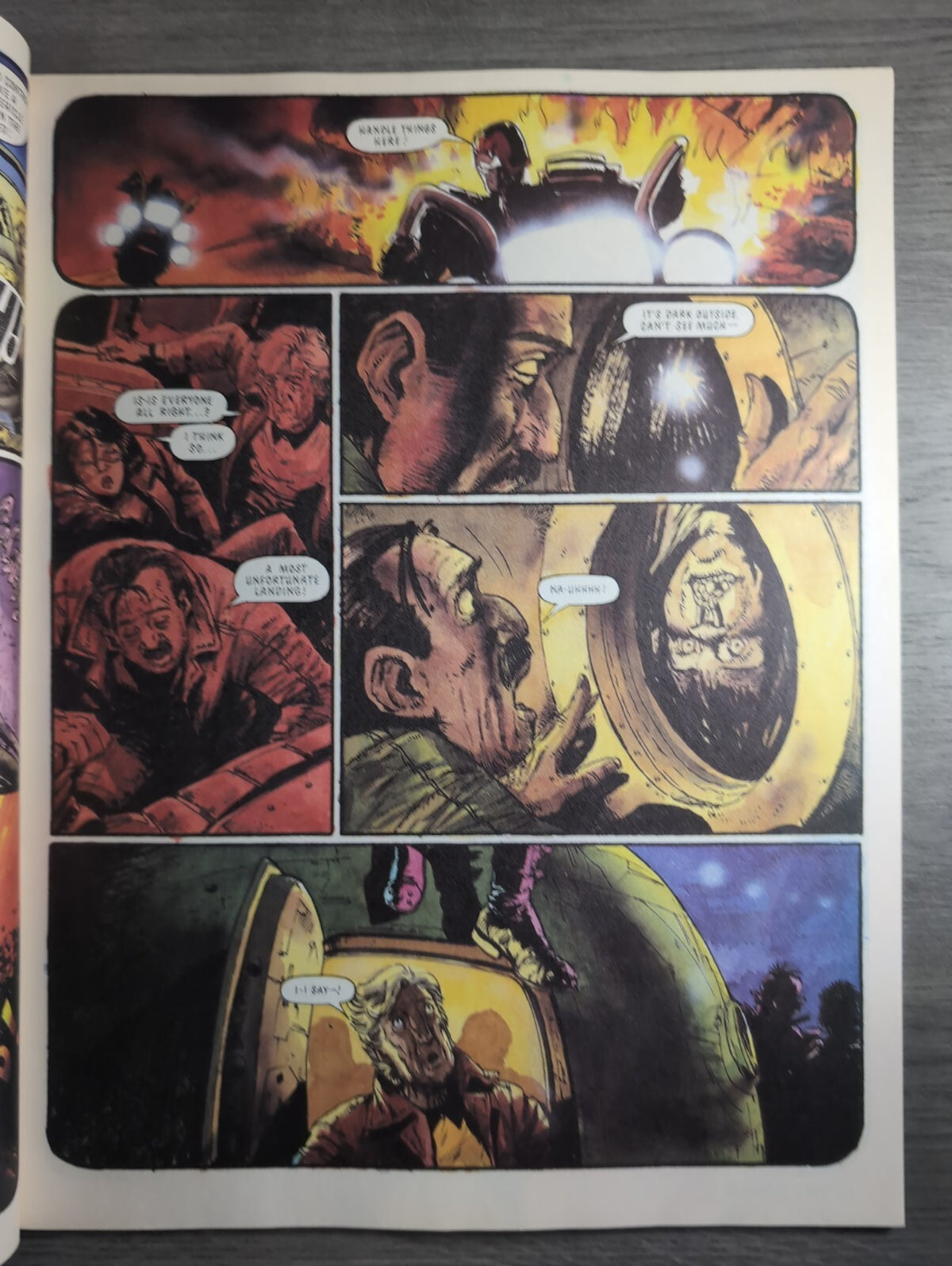 2000AD Prog 889 Featuring Judge Dredd Comic 27th May 1994 Vintage Retro Comic