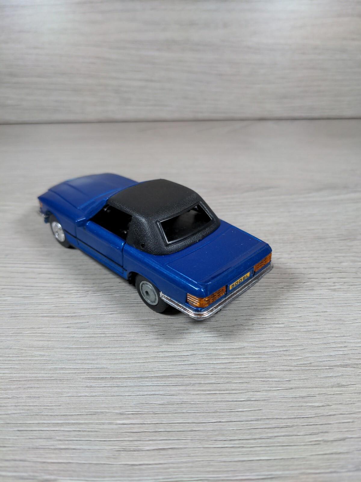 Shell Garage Classic Sports Car Collection Mercedes Benz 500 SL  Diecast Car - Retrorama UK
