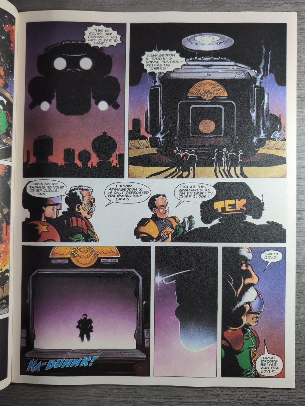 2000AD Prog 912 Featuring Judge Dredd Comic 4th Nov 1994 Vintage Retro Comic