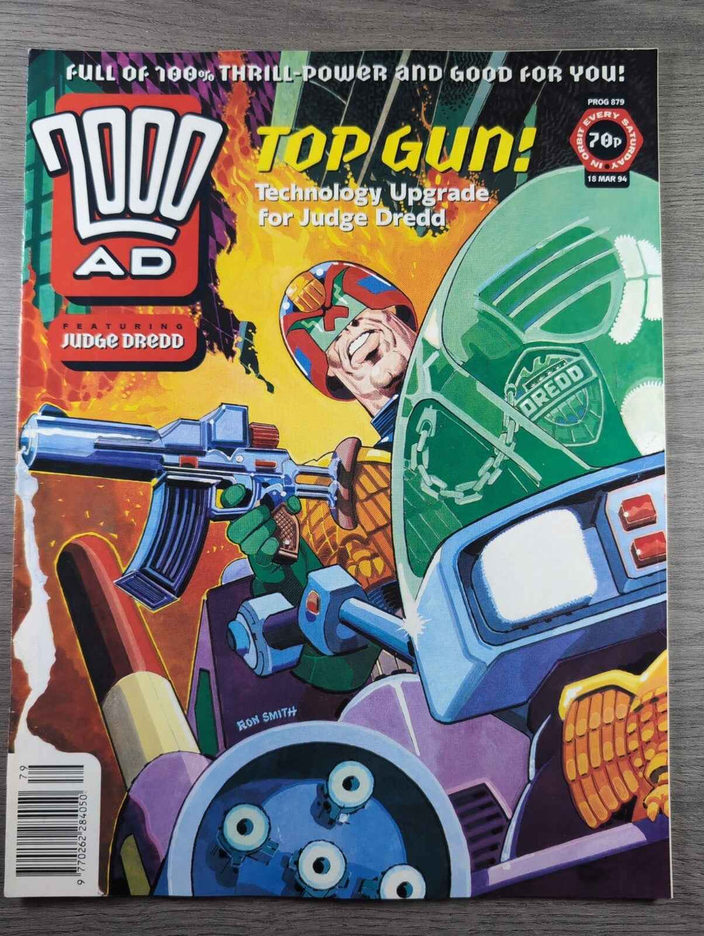 2000AD Prog 879 Featuring Judge Dredd Comic 18th March 1994 Vintage Retro Comic