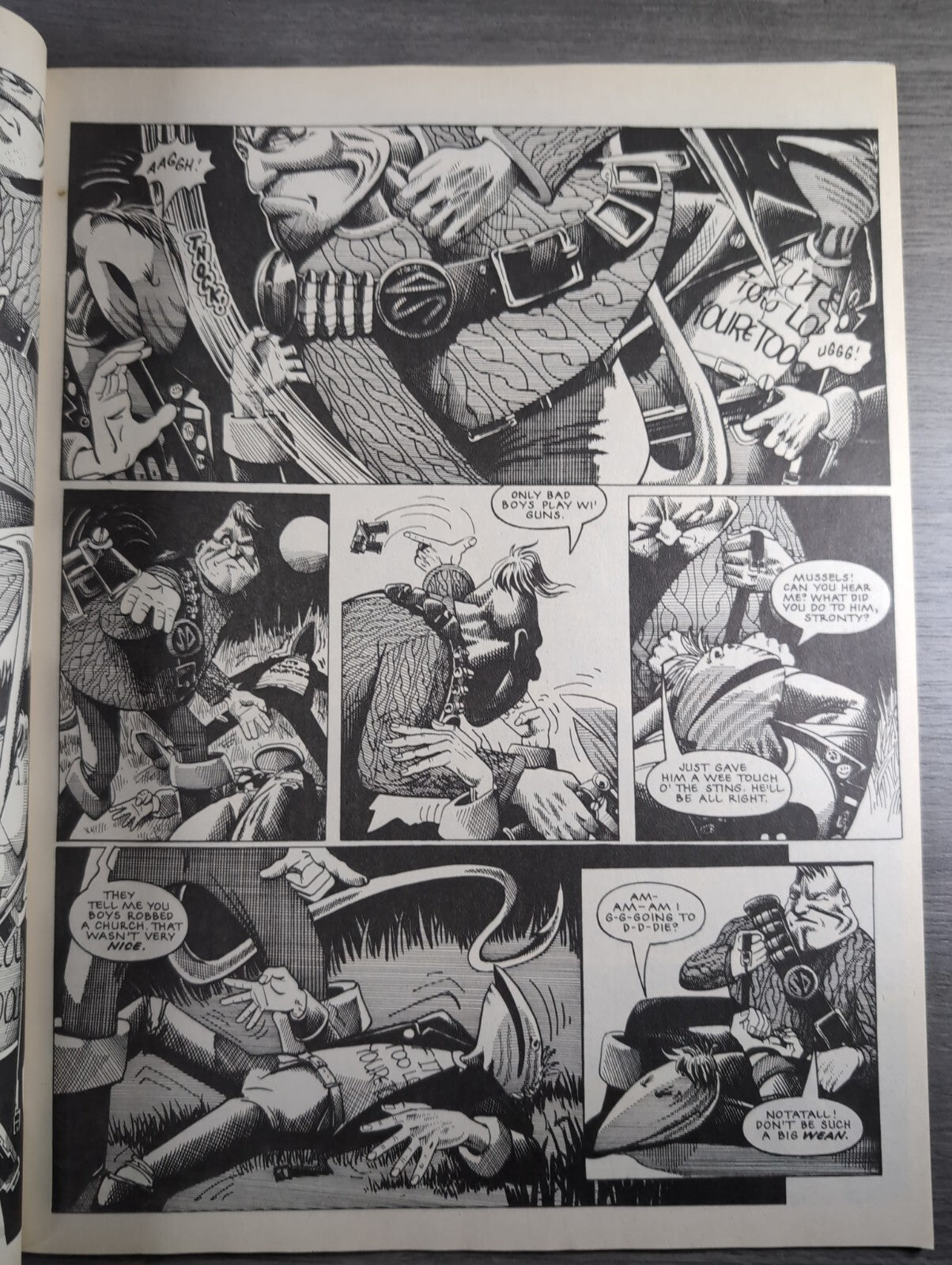 2000AD Prog 624 Featuring Judge Dread Comic 29th April 1989 Vintage Retro Comic