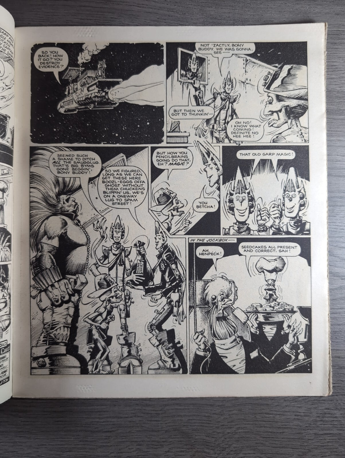 2000AD Prog 463 Featuring Juddge Dread Comic Date 29th March 1986 Vintage Comic