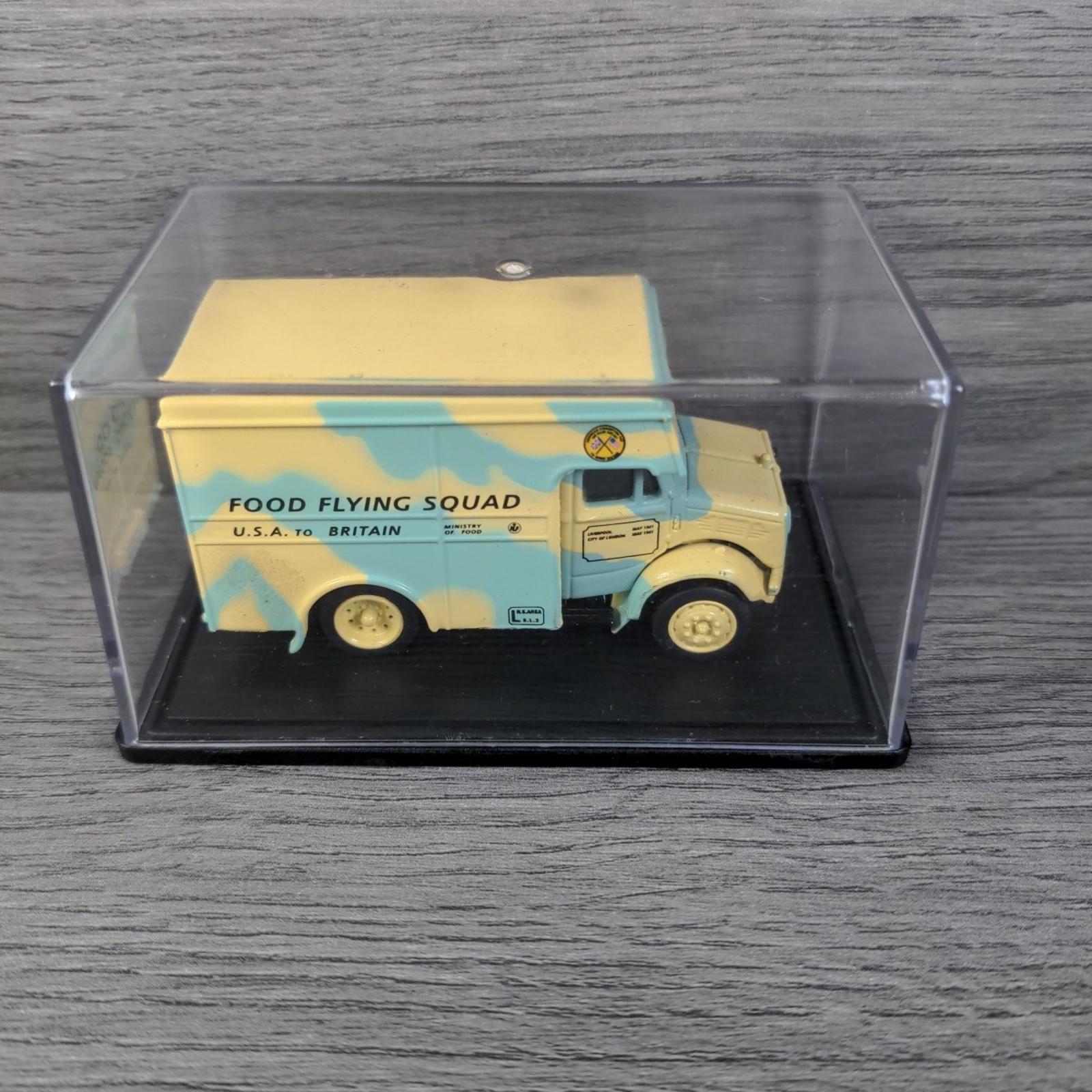 Oxford Military Food Flying Squad Bedford OX 30cwt Van 1:76 Scale Die-Cast Model