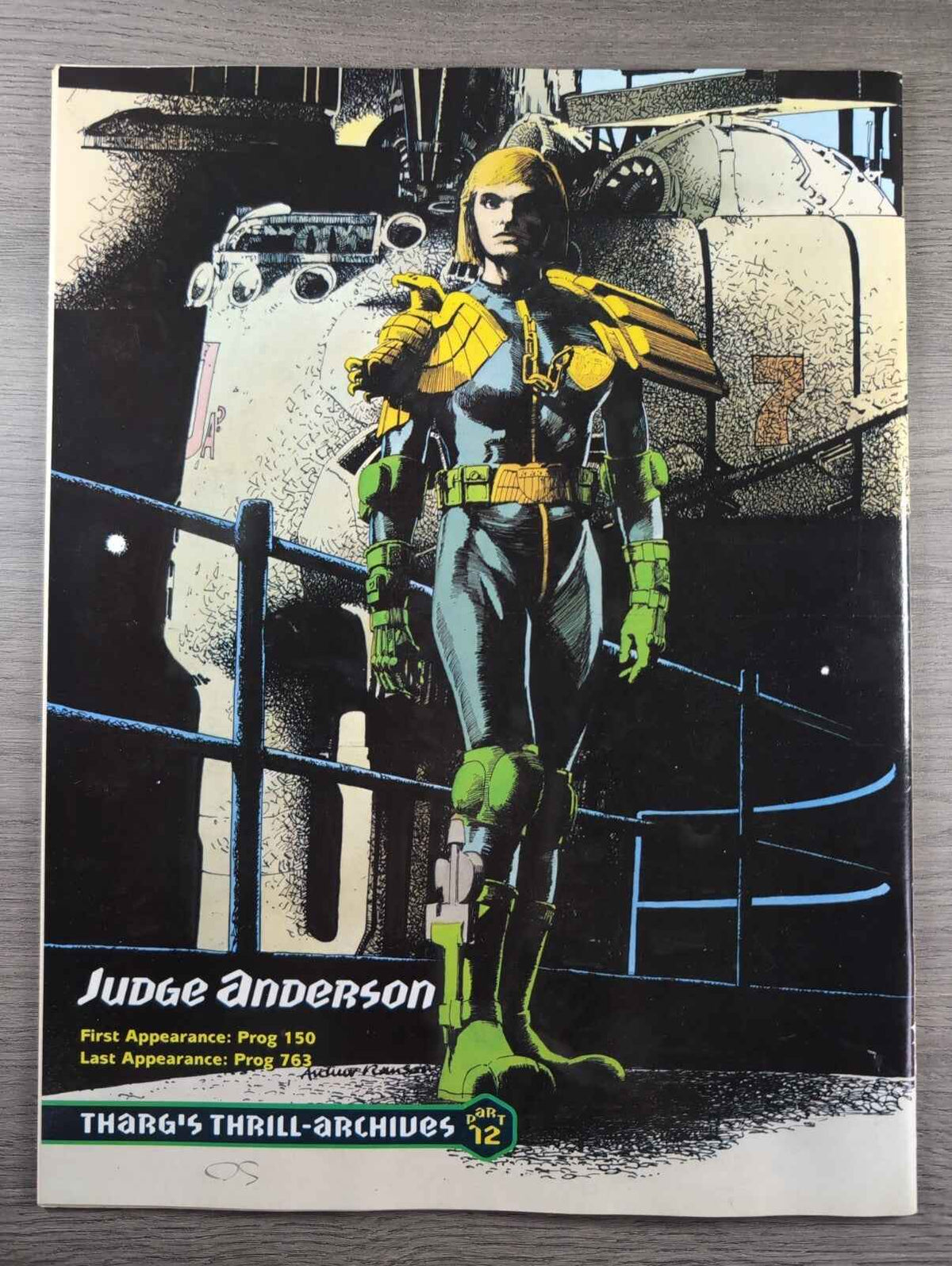 2000AD Prog 870 Featuring Judge Dredd Comic 14th Jan 1994 Vintage Retro Comic