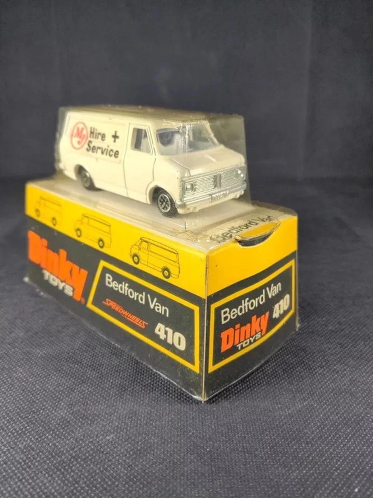 Dinkiy Toys Speedwheels 410 Diecast Model Bedford Van