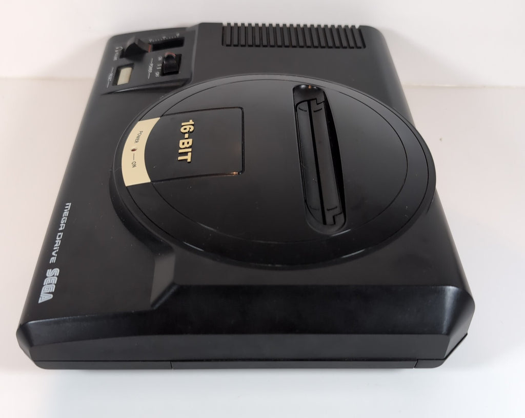 Sega Mega Drive Console 16- BIT UK PAL Region Retro Video Gaming Fully Tested