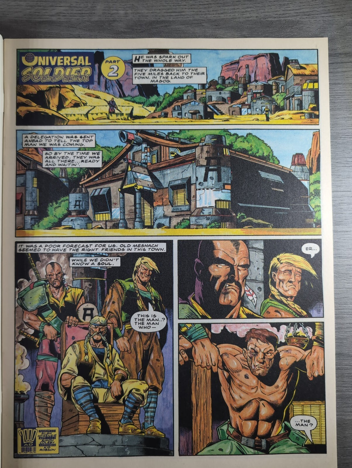 2000AD Prog 674 Featuring Judge Dredd Comic 14th April 1990 Vintage Retro Comic