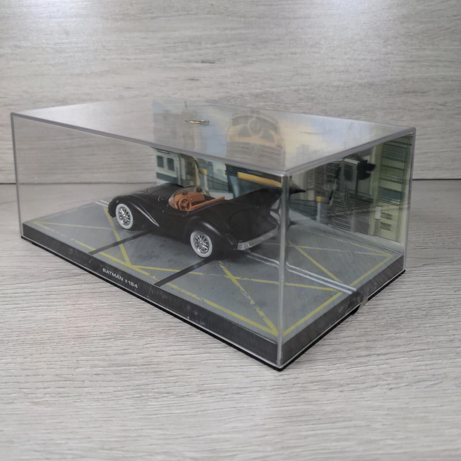 Eaglemoss Batman Automobilia Issue No 22 Batman #164 DC Comics