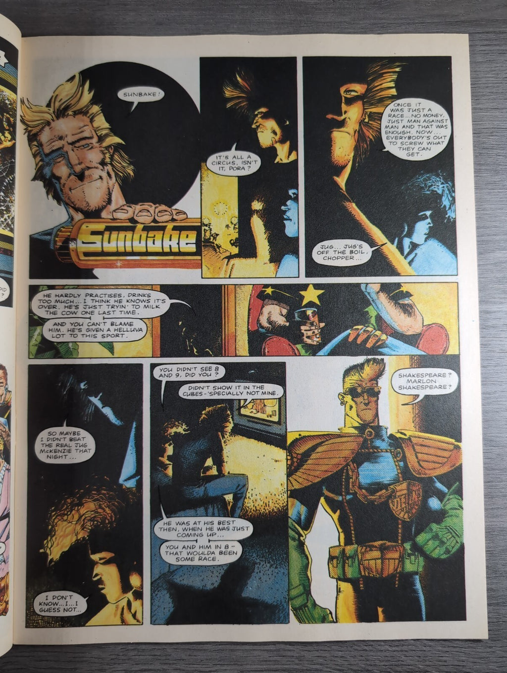 2000AD Prog 656 Featuring Judge Dread Comic 9th Dec 1989 Vintage Retro Comic - Retrorama UK