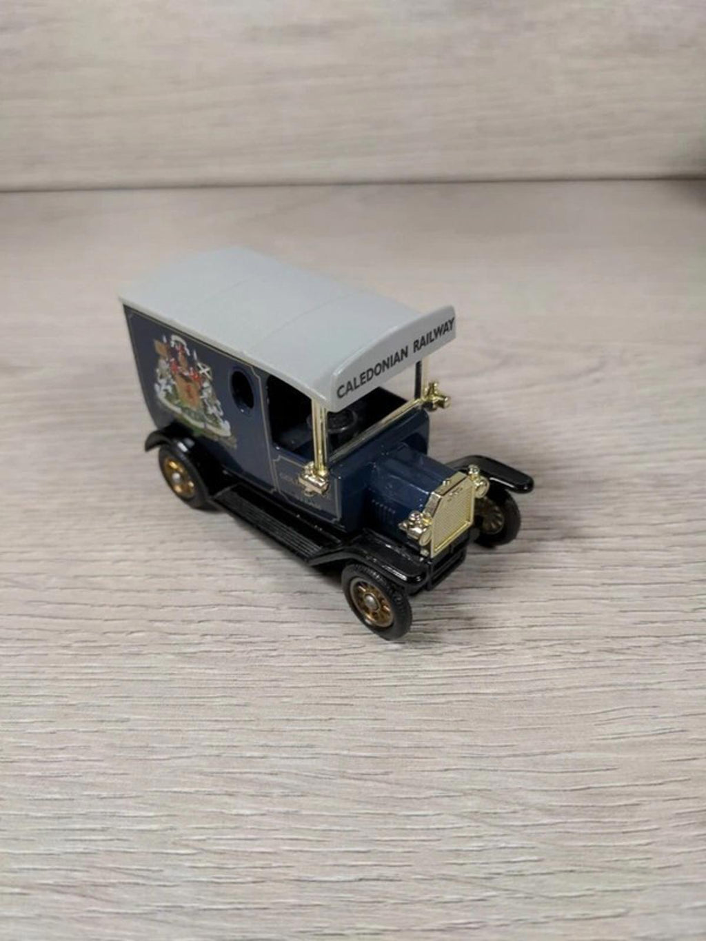 Lledo The Golden Age of Steam 1920 Diecast Model T Ford Van 6126 - Retrorama UK